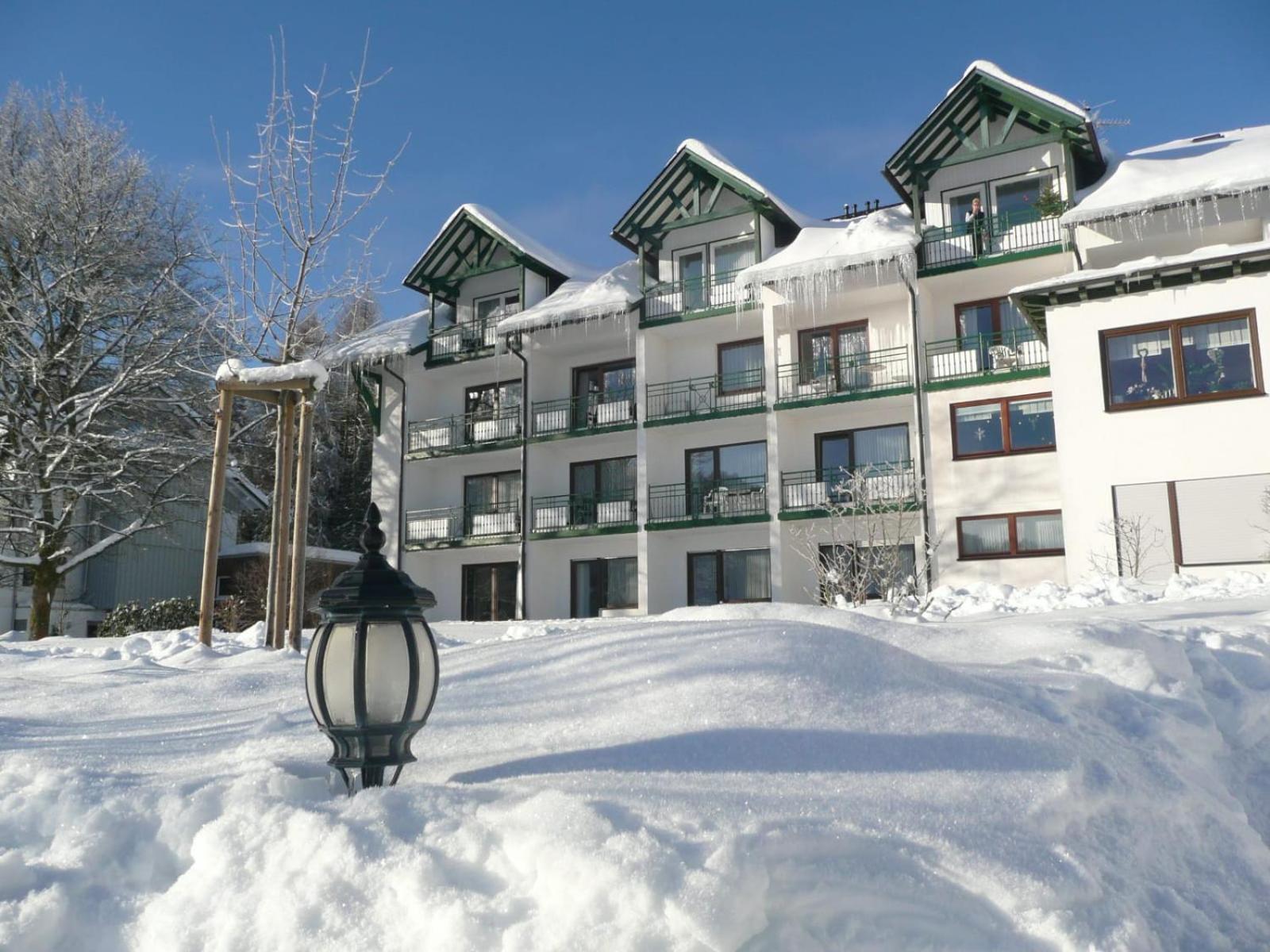 Hotel & Ferienappartements Edelweiss Willingen  Dış mekan fotoğraf