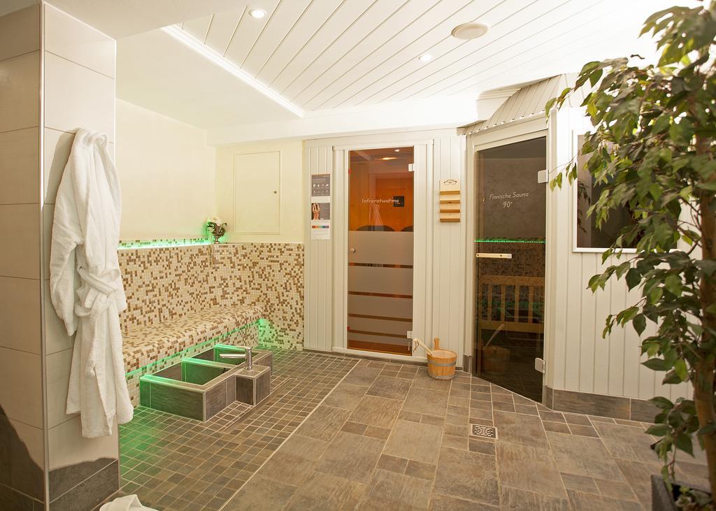 Hotel & Ferienappartements Edelweiss Willingen  Dış mekan fotoğraf
